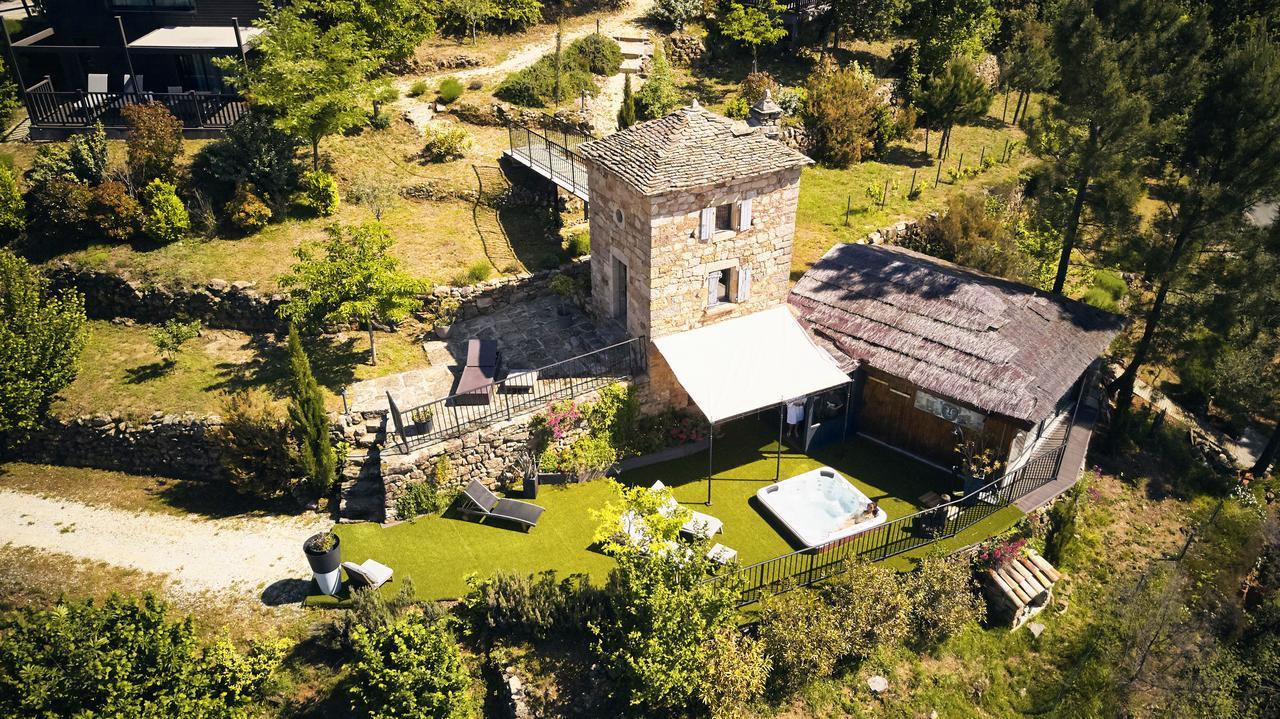 Domaine De Chalvêches 4*